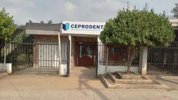 Fachada CEPRODENT Cotorra