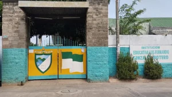 Fachada CEPRODENT La Apartada