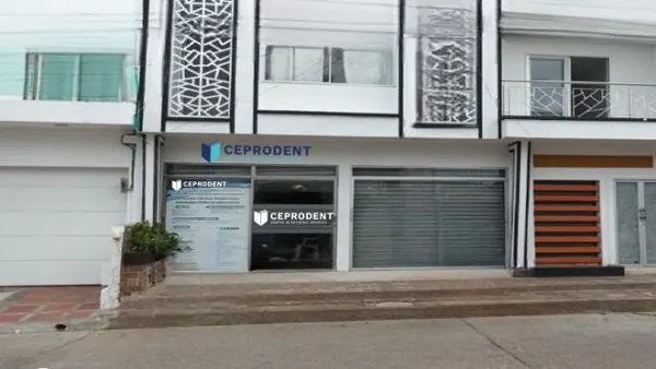 Fachada CEPRODENT Sahagún
